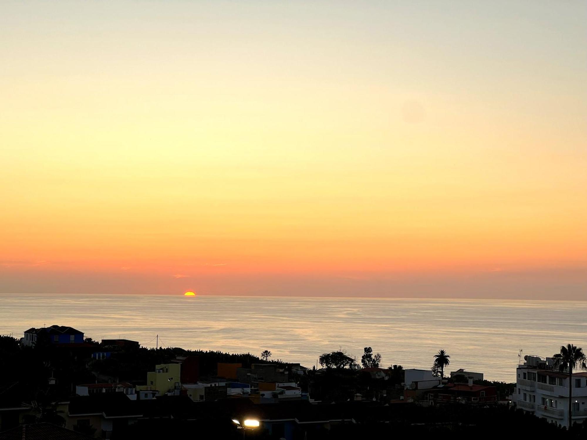Lujoso Apartamento Completo, Piscina, Terraza Con Vistas Al Teide ปูแอร์โตเดลาครูซ ภายนอก รูปภาพ